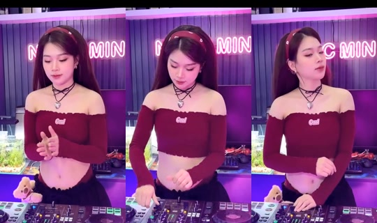 1080623385's Live Session — Jul 28, 2026, 6:15 AM