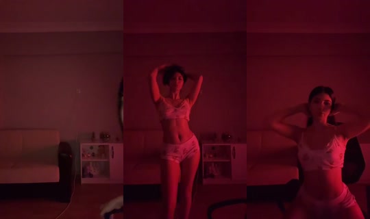 1097040517's Live Session — Oct 23, 2026, 9:32 PM