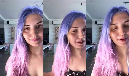 Annushka9's Live Session — Aug 8, 2026, 10:42 AM