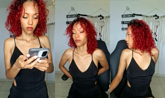 Az_misslulu's Live Session — Aug 15, 2026, 12:04 PM