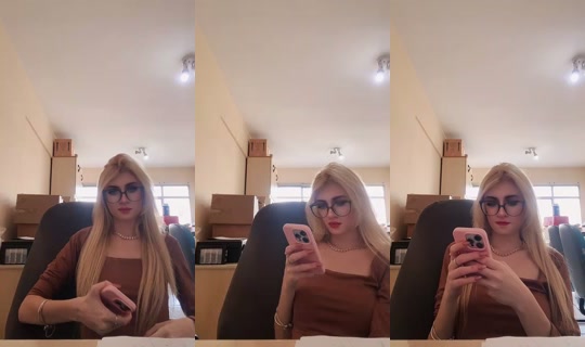Ba.bbella's Live Session — Oct 19, 2026, 6:52 PM