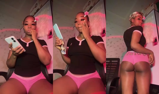 Brown_Girlie's Live Session — Jul 30, 2026, 9:45 PM
