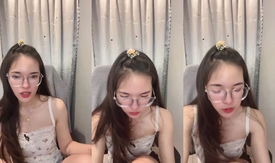 Cherry2803's Live Session — Oct 23, 2026, 1:38 AM