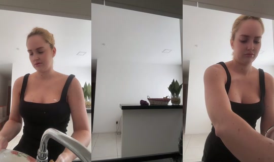 E.lla's Live Session — Jul 30, 2026, 6:54 PM