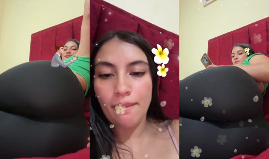 Emi_ly10's Live Session — Oct 22, 2026, 2:17 PM