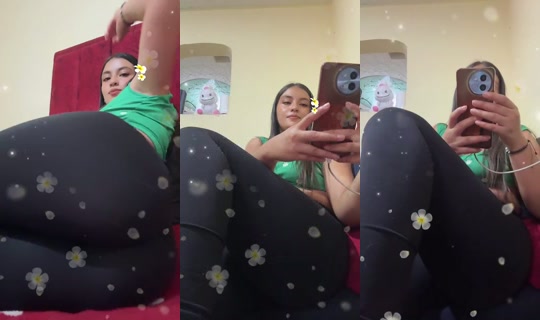 Emi_ly10's Live Session — Oct 22, 2026, 4:33 PM