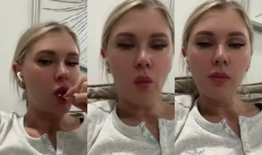 Fitonyashka_1's Live Session — Oct 22, 2026, 10:08 PM