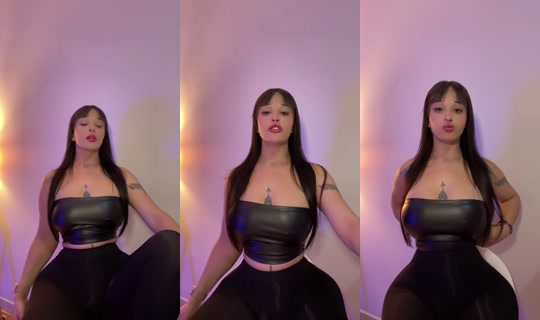 Freyja_'s Live Session — Oct 19, 2026, 10:01 PM