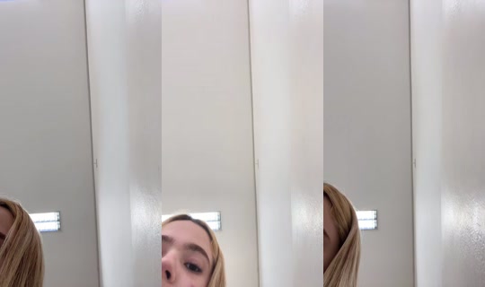 Lala_105's Live Session — Sep 4, 2026, 11:22 AM