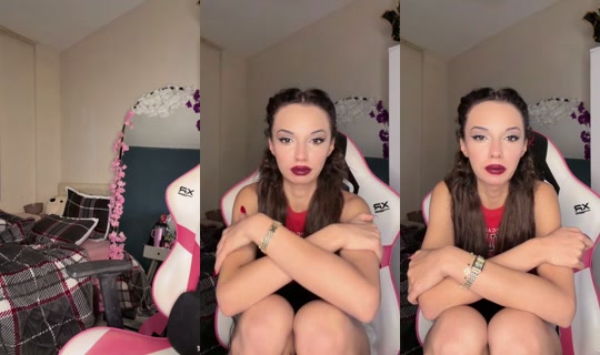 Lilitiiii's Live Session — Oct 20, 2026, 11:56 PM