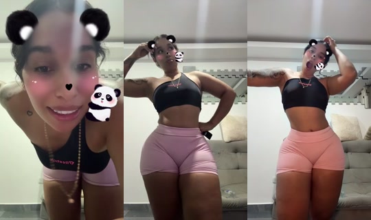 Molycita's Live Session — Aug 4, 2026, 11:46 PM