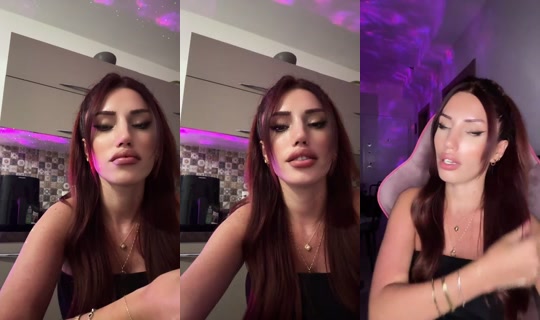 MoonQueenn's Live Session — Jul 26, 2026, 6:15 PM