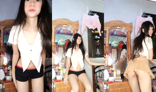 Myat_thiri_ko's Live Session — Jul 30, 2026, 6:24 AM