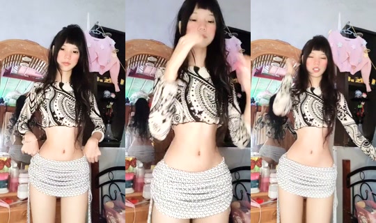 Myat_thiri_ko's Live Session — Jul 31, 2026, 5:26 AM