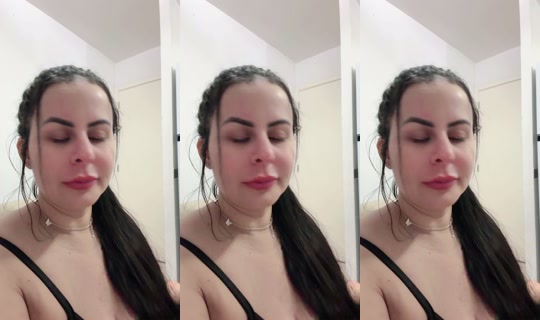 P.leona's Live Session — Jul 30, 2026, 8:27 PM