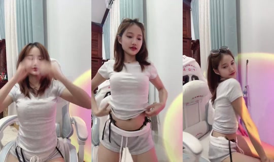 See_u.again.babe's Live Session — Jul 8, 2026, 8:47 PM