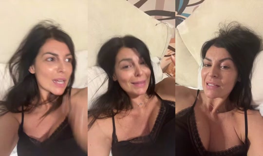 Valecita_85's Live Session — Oct 19, 2026, 11:35 PM