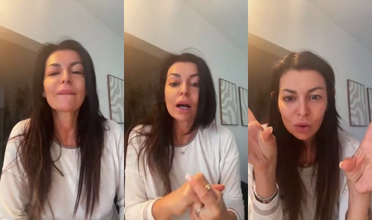 Valecita_85's Live Session — Oct 25, 2026, 10:21 AM