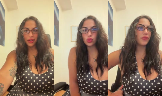 ValentinaRed's Live Session — Jul 21, 2026, 9:54 PM