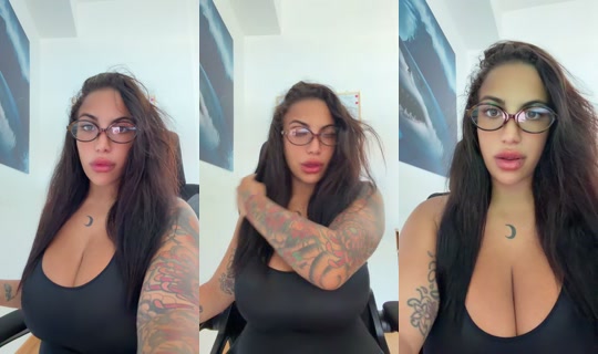 ValentinaRed's Live Session — Jul 30, 2026, 2:07 PM