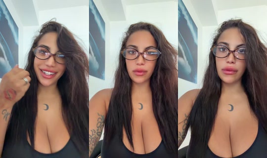 ValentinaRed's Live Session — Jul 30, 2026, 2:47 PM