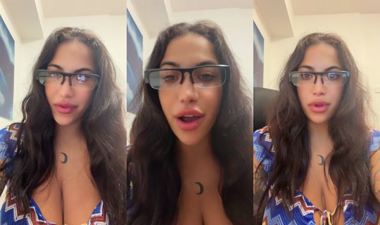 ValentinaRed's Live Session — Aug 31, 2026, 8:28 PM