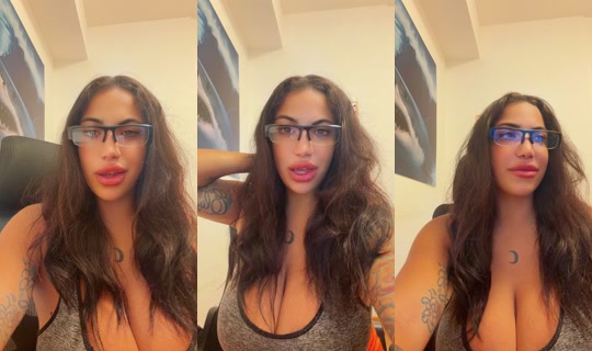 ValentinaRed's Live Session — Sep 3, 2026, 11:04 PM