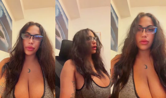 ValentinaRed's Live Session — Sep 3, 2026, 11:24 PM