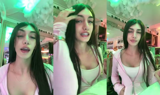 Yenn77_'s Live Session — Oct 23, 2026, 11:43 PM