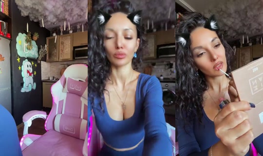 adi_curly's Live Session — Oct 23, 2026, 10:34 AM