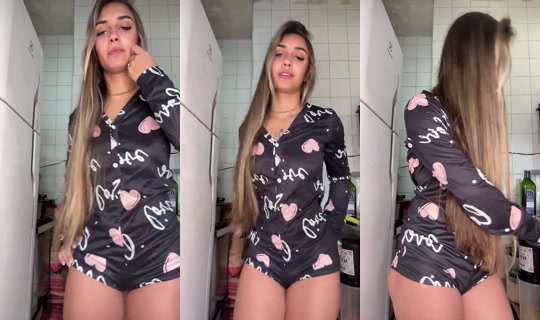 aria_firee's Live Session — Oct 21, 2026, 1:27 PM