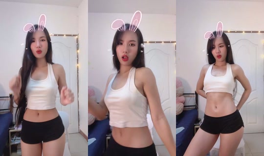ayeaye1101's Live Session — Oct 25, 2026, 5:51 PM