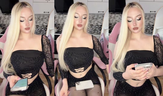 baybyblondee's Live Session — Aug 9, 2026, 11:42 AM