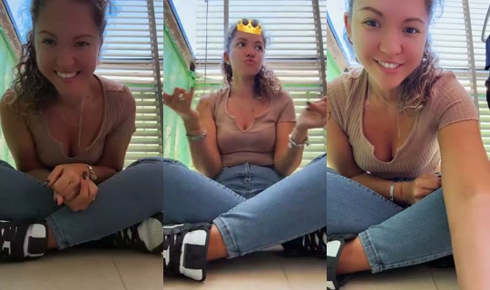 blondegirl93's Live Session — Oct 23, 2026, 12:15 PM