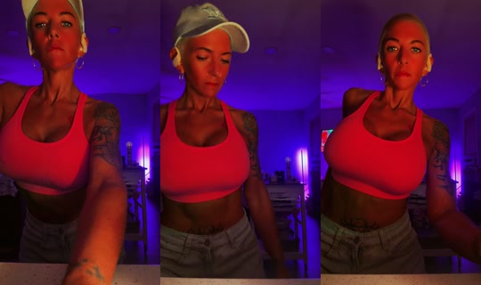 brooklynnrose's Live Session — Aug 1, 2026, 2:03 AM