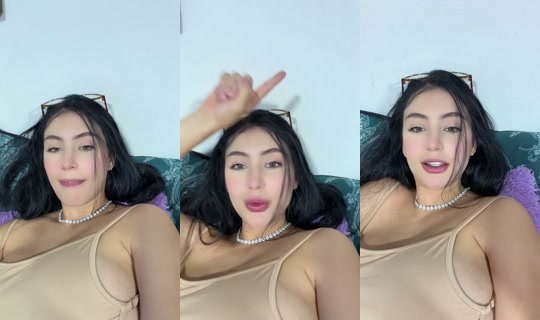 chica14's Live Session — Aug 1, 2026, 9:44 PM