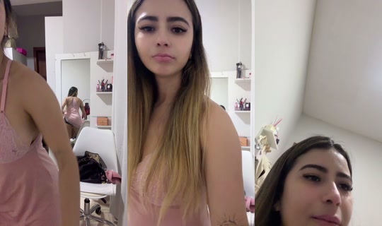 debinha's Live Session — Oct 25, 2026, 2:28 AM