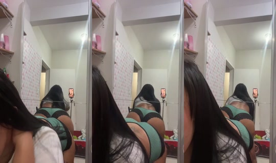 lalamorena's Live Session — Sep 5, 2026, 1:08 AM
