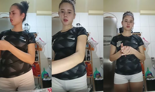 llinda_'s Live Session — Aug 21, 2026, 1:19 AM