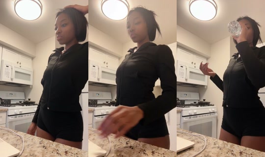 monie299's Live Session — Oct 26, 2026, 9:11 PM