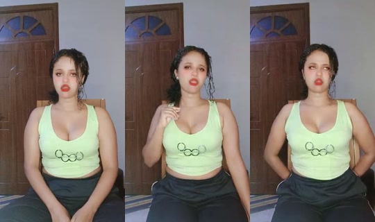 pretty_baby0's Live Session — Oct 19, 2026, 9:06 PM