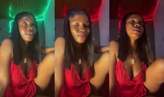 smallwife's Live Session — Aug 25, 2026, 10:42 PM