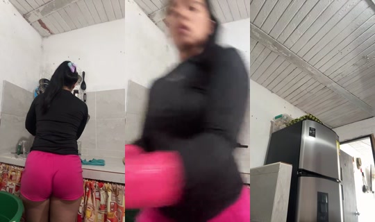 tatttiflorez's Live Session — Oct 14, 2026, 7:23 PM