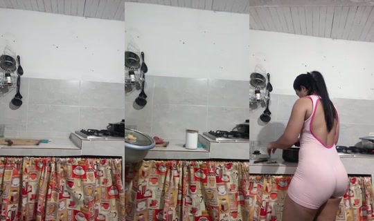 tatttiflorez's Live Session — Oct 20, 2026, 12:04 AM