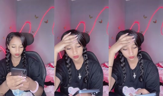 xoxo_dolly's Live Session — Aug 1, 2026, 8:32 PM