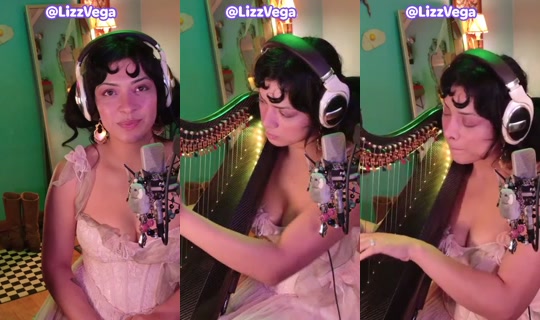 lizzvega's Live Session — Jul 22, 2026, 10:35 PM