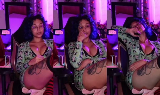 moomoozilla's Live Session — Jul 26, 2026, 9:52 PM