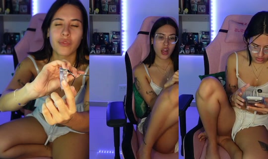 valeryxo's Live Session — Aug 18, 2026, 2:23 AM