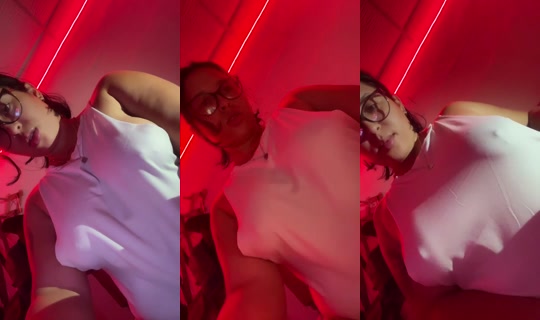 1647995853744438273's Live Session — Aug 4, 2026, 12:36 PM