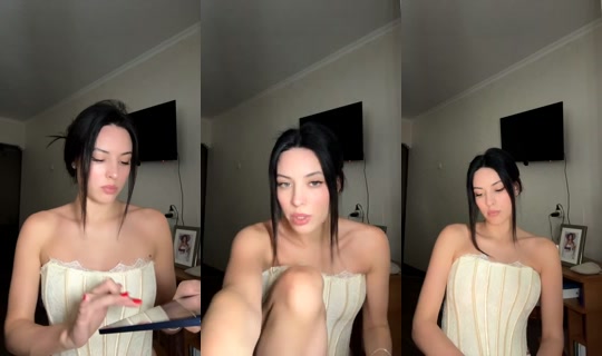 1862475054310198273's Live Session — Aug 5, 2026, 6:30 PM